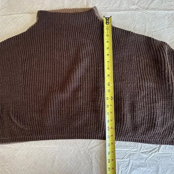 Pretty Little Things Brown/Tan Cropped Oversized Sweater Mock Neck Women's US 2 - Picture 4 of 10